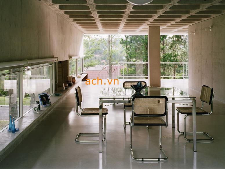 Sử dụng sàn ô cờ ở biệt thự