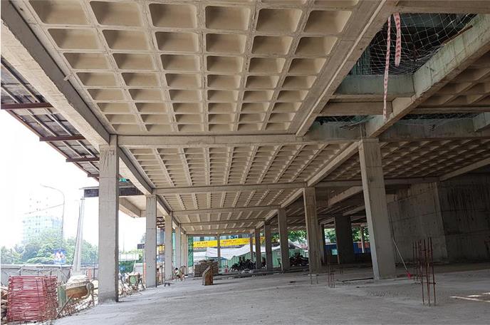 S&agrave;n &ocirc; cờ sau khi th&aacute;o cốt pha